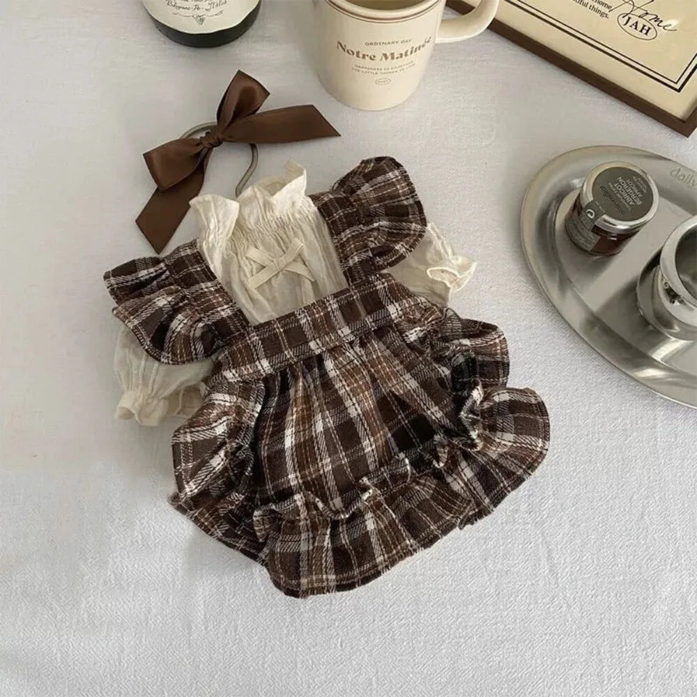 Retro Pet Plaid Strap Skirt Breathable Thin Design Dog Vest Dresses Soft Flying Sleeve Pet Clothes For Puppy Kittens