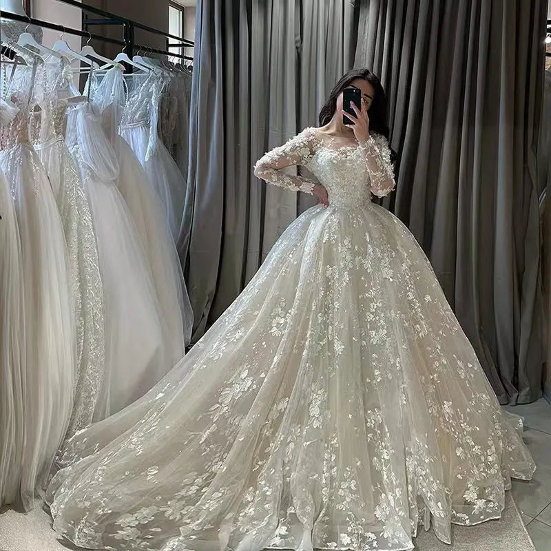 Long Sleeves Lace Princess Wedding Dresses Lace Up Back Vintage Appliques Bridal Gowns Customized 2025