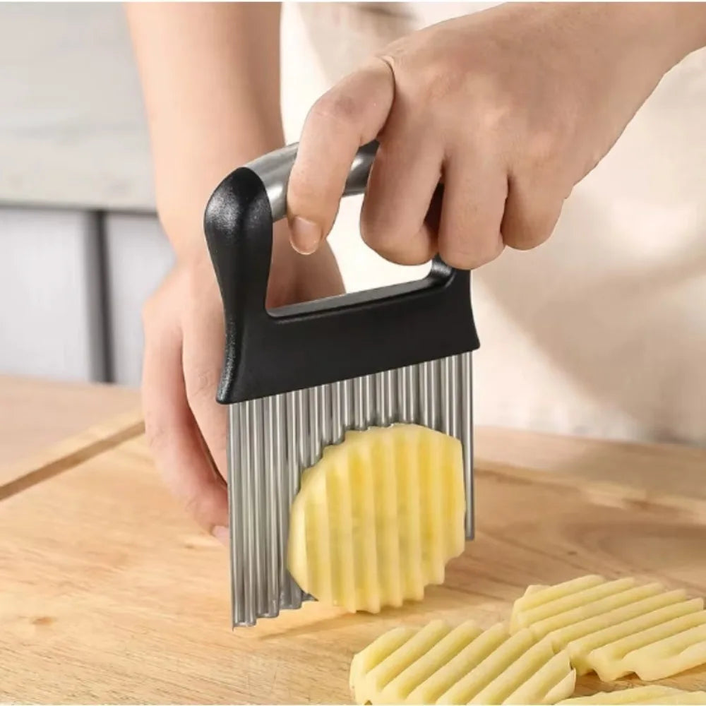 Practical Manual Wave Potato Cutter Sharp Hard Wavy Chopper Stainless Steel Crinkle Cutter Fast Food Restaurant