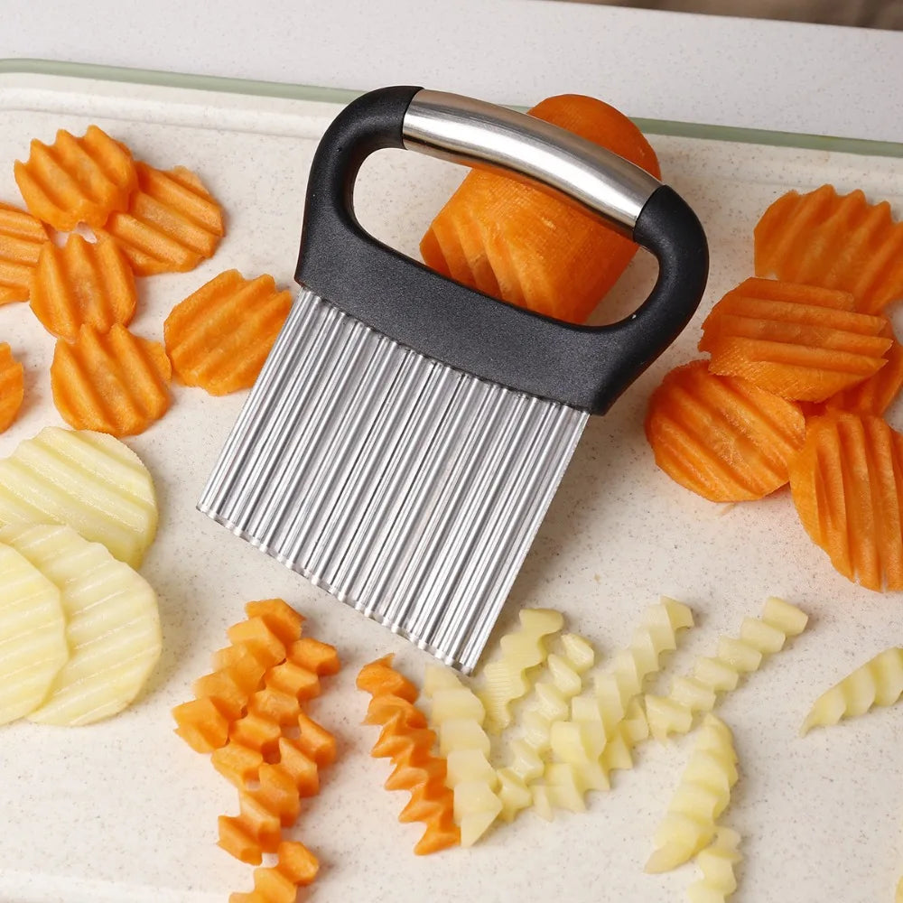 Practical Manual Wave Potato Cutter Sharp Hard Wavy Chopper Stainless Steel Crinkle Cutter Fast Food Restaurant